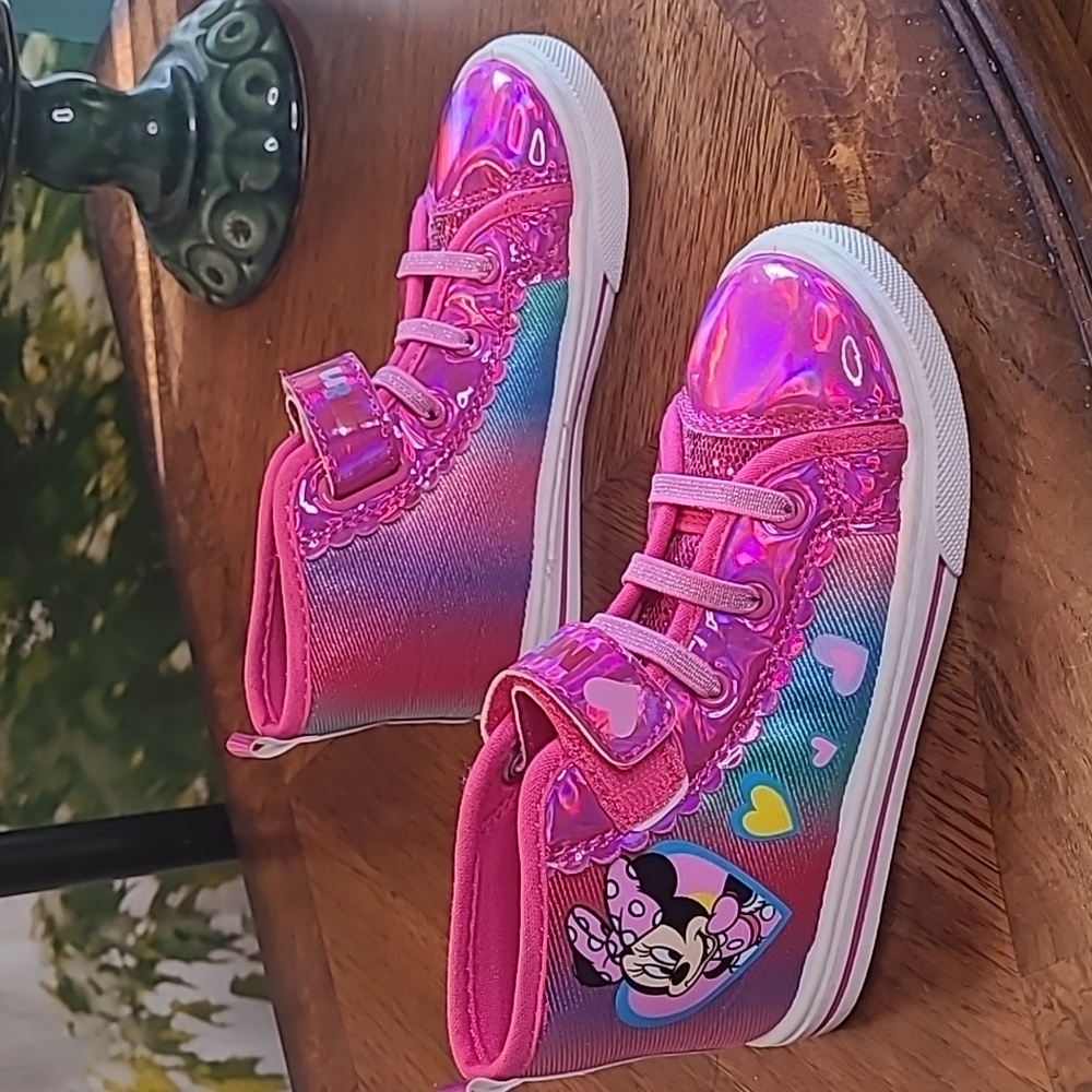 Disney Junior Minnie Mouse Kids 10 bright pink shiny high top sneaker shoes
